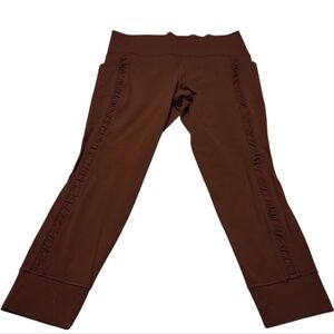 Women’s Large Athleta Salutation Stash II Ruch Craft 7/8 Tight Leggings